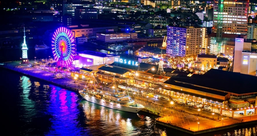 Harborland Kobe thu hút khách du lịch đông đảo từ khắp nơi trên thế giới