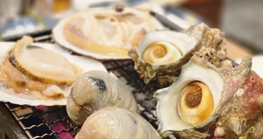 Hamayaki với vị ngọt từ nhiên từ hải sản biển