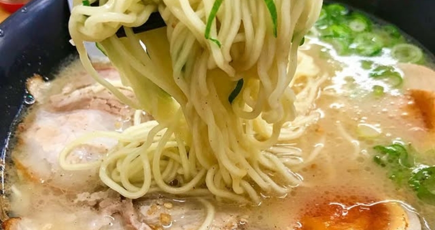 Béo ngậy vị Hakata Ramen qua cẩm nang du lịch Fukuoka