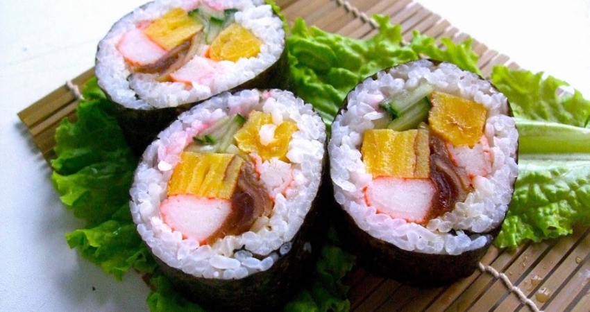 Món ăn đầy màu sắc mang tên Futomaki