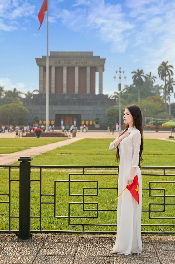 Kinh nghiệm thăm Lăng Chủ tịch Hồ Chí Minh ghé thăm Lăng Bác đừng quên ghi lại những kỷ niệm đáng nhớ