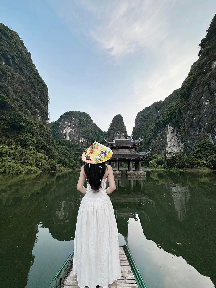 Quần thể danh thắng Tràng An Ninh Bình trải dài trên địa bàn nhiều huyện của tỉnh