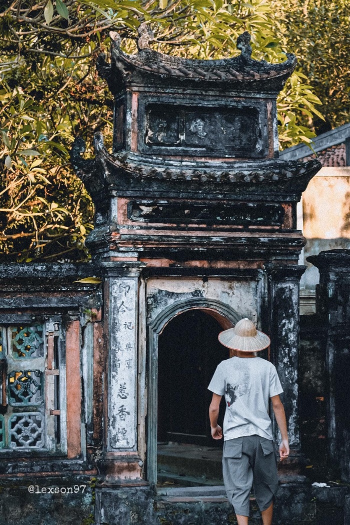 Khung cảnh cổ kính in hằn dấu vết thời gian tại Quần thể danh thắng Tràng An Ninh Bình 