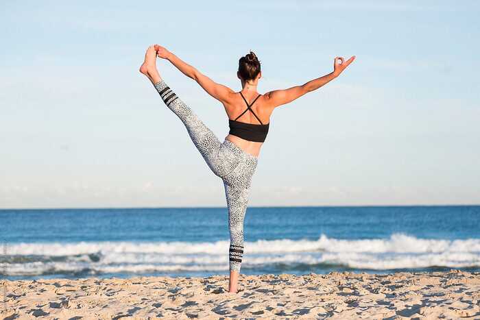 Tham gia các hoạt động thể thao ở bãi biển Bondi Úc