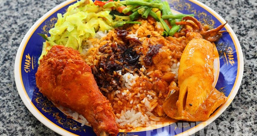 Nasi Kandar là món ăn phải thử trong cẩm nang du lịch Butterworth