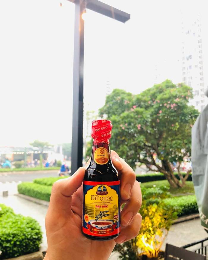 Nước mắm Phú Quốc là món quà nổi tiếng nhất mà ai cũng biết