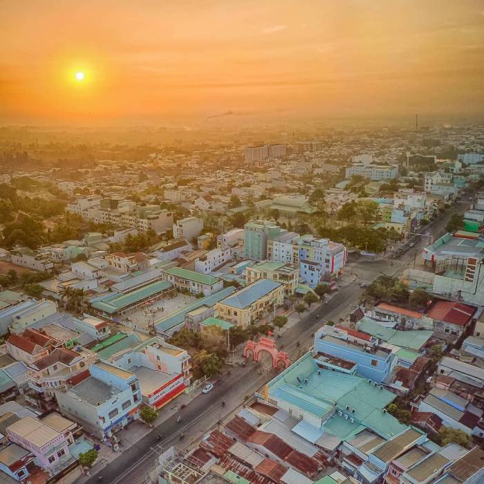 Rạch Giá cũng hấp dẫn du khách nhờ nhịp sống thư giãn