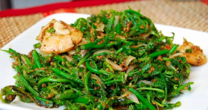 Midin Belacan - cẩm nang du lịch Kuching