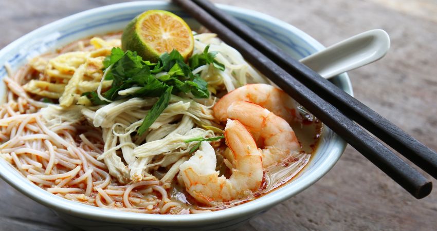Sarawak Laksa - cẩm nang du lịch Kuching