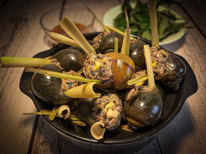 Ốc bươu đầy ắp thịt thơm mùi sả rất được lòng khách thập phương