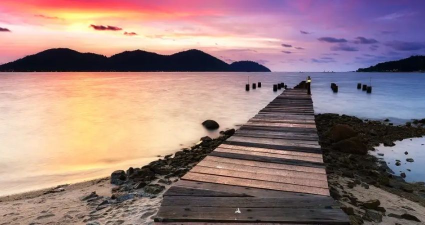 Lumut là nơi sở hữu nhiều bãi biển xinh đẹp của bang Perak - cẩm nang du lịch Lumut Malaysia