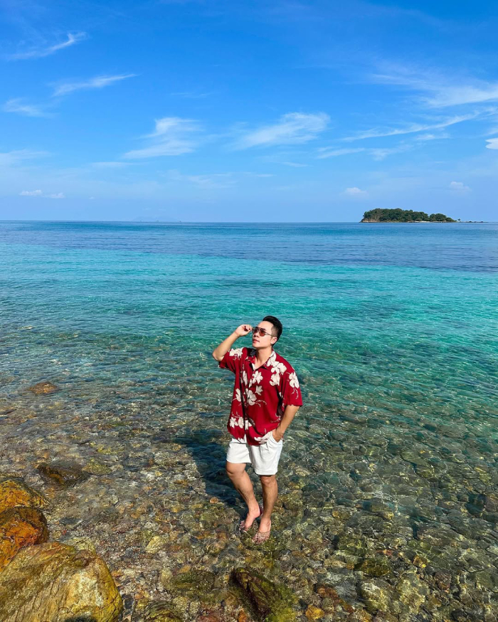 Hòn Hai Bờ Đập có làn nước trong veo