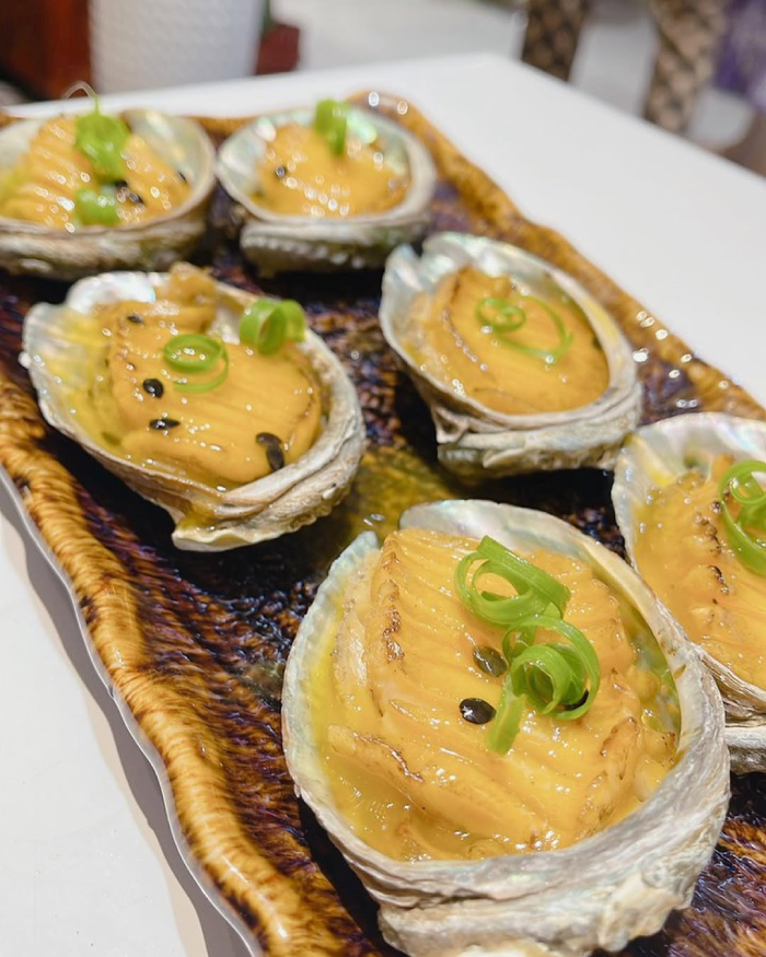 Bào ngư cũng là 1 nguyên liệu quý dinh dưỡng cao