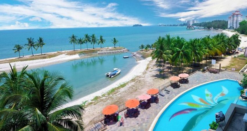 Theo cẩm nang du lịch Port Dickson​, thời điểm lý tưởng để đến đây là từ tháng 4 đến tháng 9