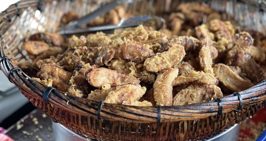 Chuối chiên giòn Malaysia - cẩm nang du lịch Shah Alam Malaysia