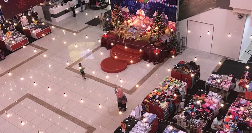 Du khách nên lưu ý kỹ thời gian hoạt động của một số khu mua sắm khi du lịch Taiping