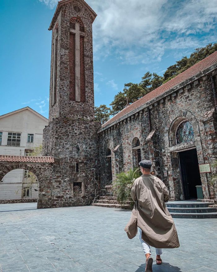 Nhà thờ đá dành cho những ai yêu sự cổ kính