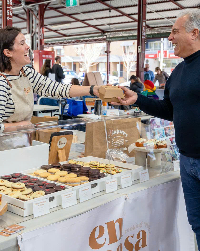 Mua sắm thả ga ở chợ Nữ hoàng Victoria Úc 