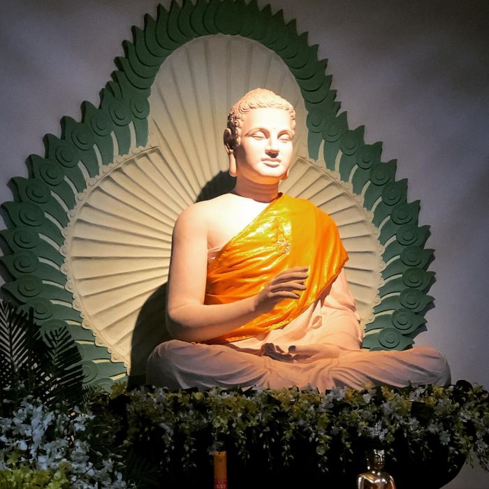 Chùa Huyền Không Sơn Trung Huế Chùa Huyền Không Sơn Trung Huế