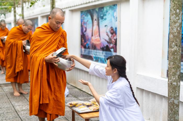 Chùa Huyền Không Sơn Trung Huế Chùa Huyền Không Sơn Trung Huế