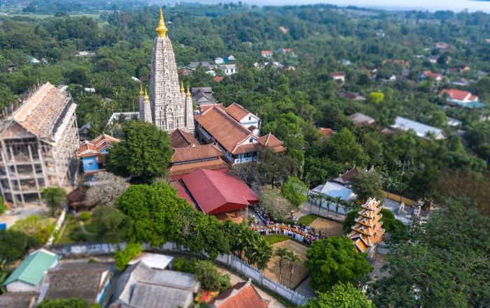 Chùa Huyền Không Sơn Trung Huế Chùa Huyền Không Sơn Trung Huế