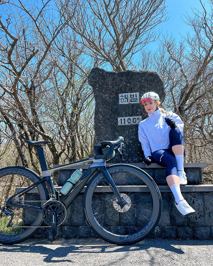 Hồ Sara Oreum tại công viên quốc gia núi Hallasan hàn quốc