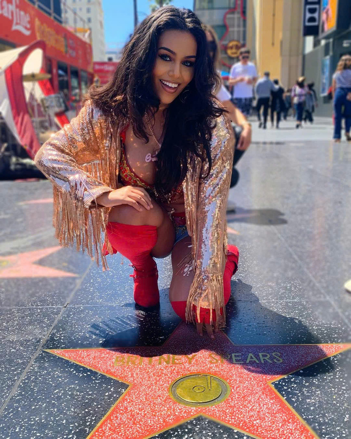 Đại lộ Danh Vọng Mỹ là một trong những địa điểm du lịch nổi tiếng nhất thế giới