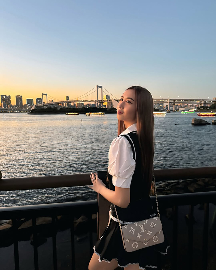 Mùa hè (tháng 6 – tháng 8) tại đảo nhân tạo Odaiba Nhật Bản