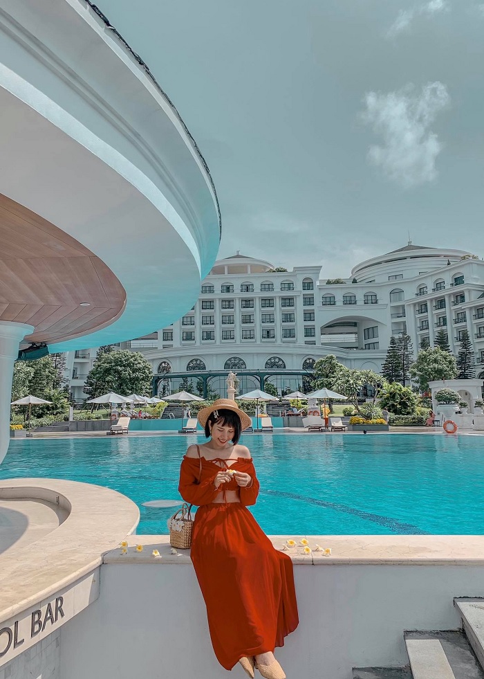 Đảo Rều Quảng Ninh khá gần đất liền nên thuận tiện đi lại