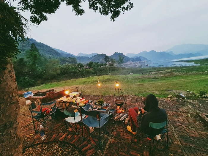 Ở Đà Bắc cũng có địa điểm dã ngoại ở Hòa Bình