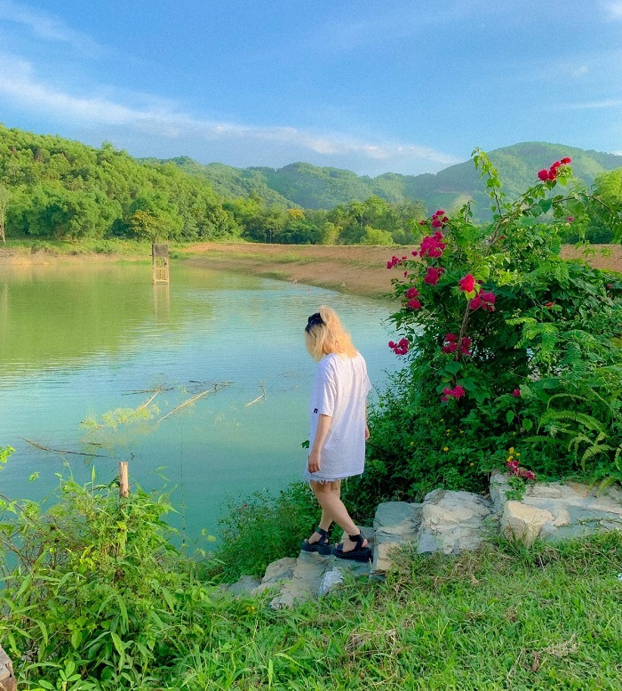 Cuối tuần đi Hồ Dụ - địa điểm dã ngoại ở Hòa Bình