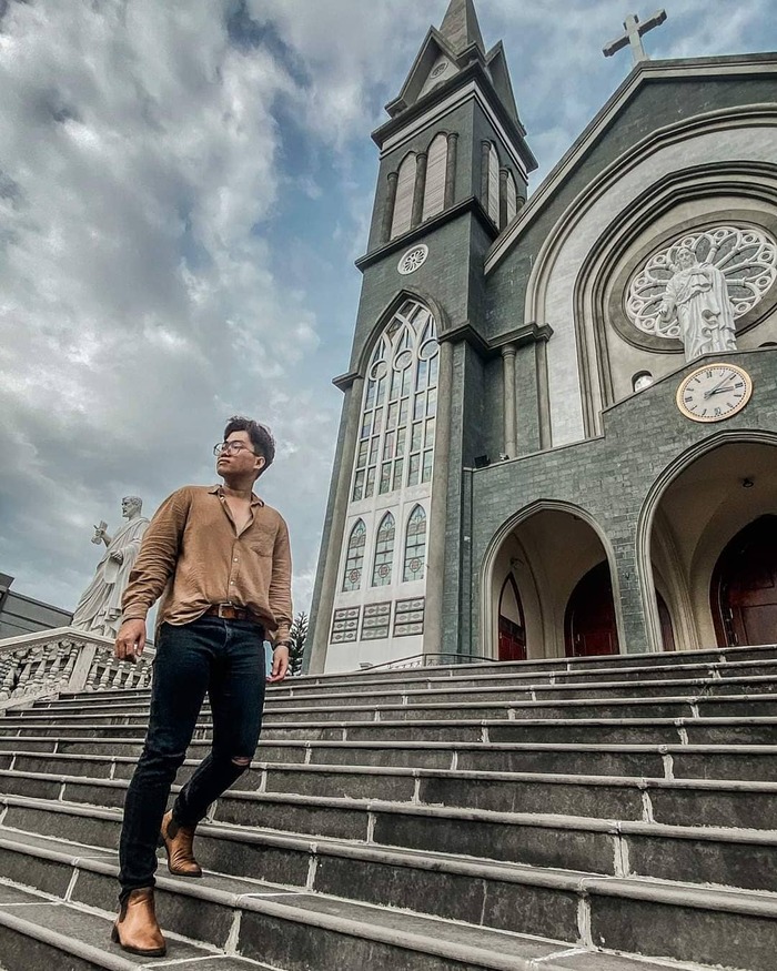 Địa điểm đi chơi 30/4 – 1/5 ở Bình Dương - Nhà thờ Chánh tòa Phú Cường