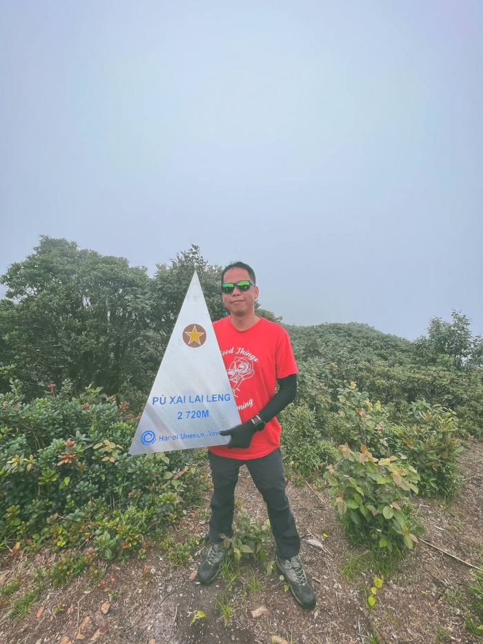 đỉnh Puxailaileng Nghệ An