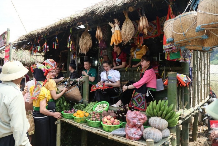 11 loại trái cây đặc sản Sơn La đã được cấp văn bằng bảo hộ. 