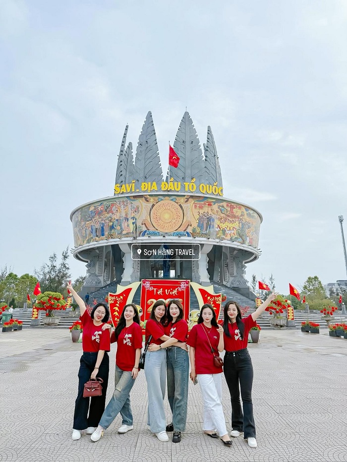 Mũi Sa Vĩ Quảng Ninh cách trung tâm thành phố tầm 10km