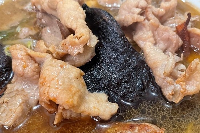 Bát phở gan cháy Bắc Ninh vô cùng ngon mắt. 