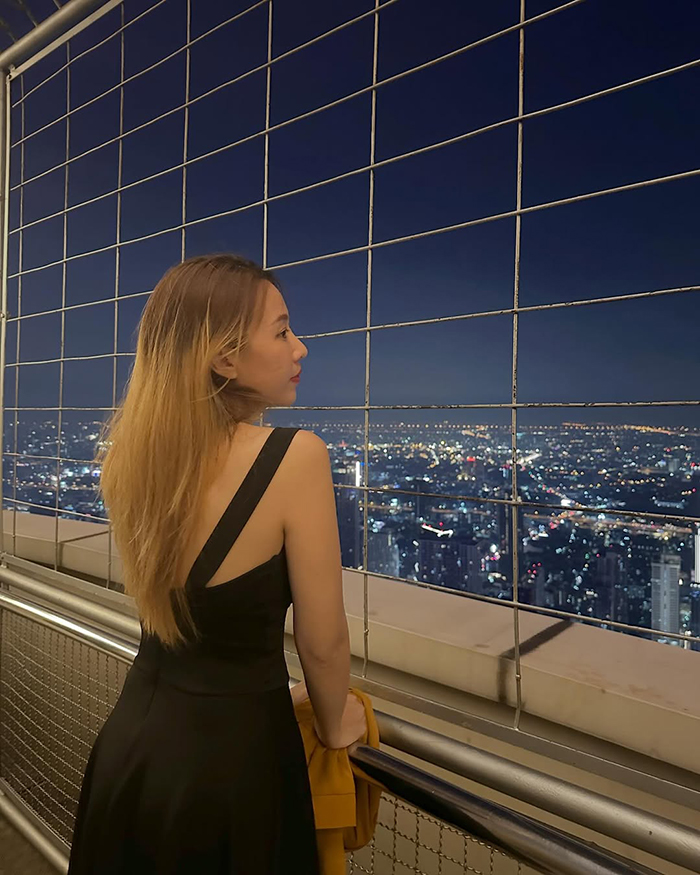 Sử dụng tàu điện ngầm (MRT) tới tháp baiyoke sky Thái Lan