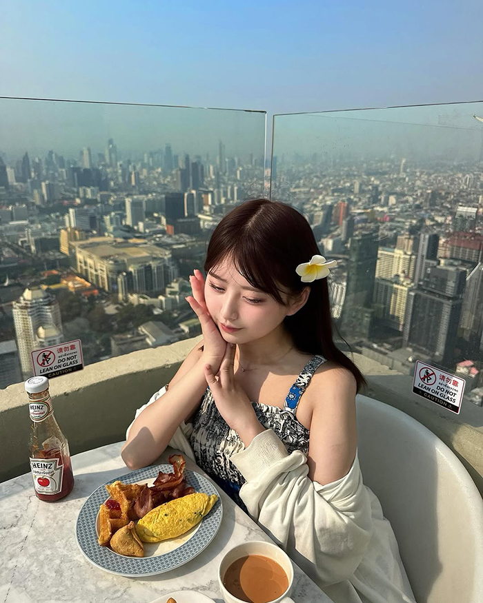 Sân thượng quay (Sky Walk) tại tháp Baiyoke Sky Thái Lan