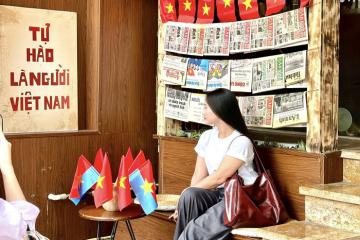 8 quán cà phê trang trí cờ đỏ sao vàng ở Hà Nội HOT rần rần