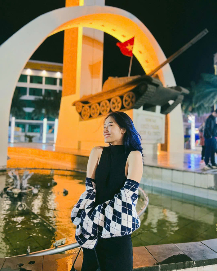 Săn ảnh sống ảo với tượng đài chiến thắng Buôn Ma Thuột