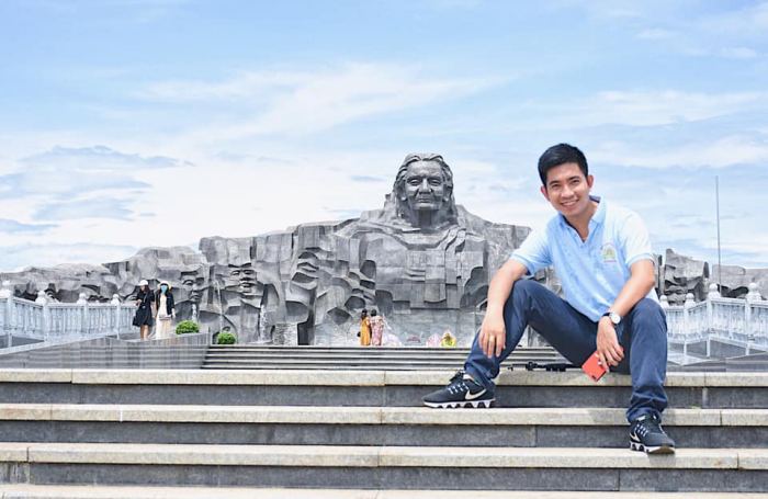 Tượng đài Mẹ Thứ Tam Kỳ 