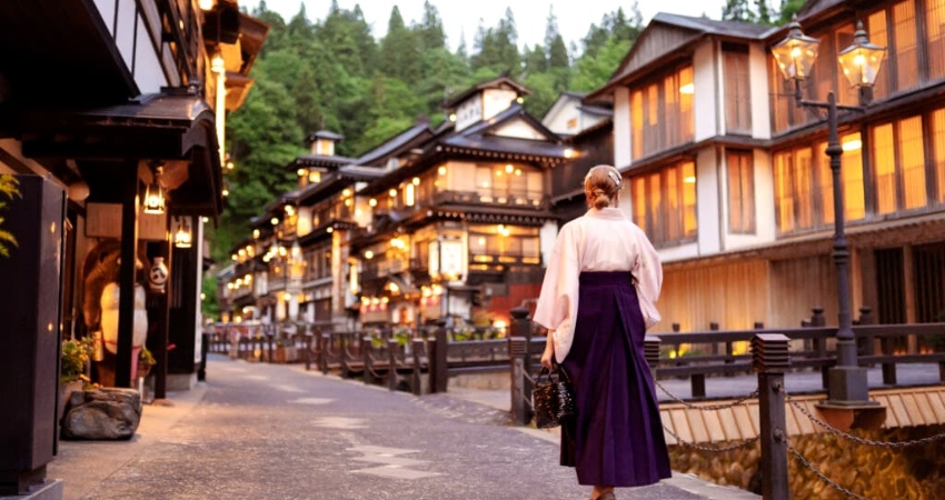 Theo cẩm nang du lịch Yamagata, nên ghé thăm nơi đây vào mùa hè