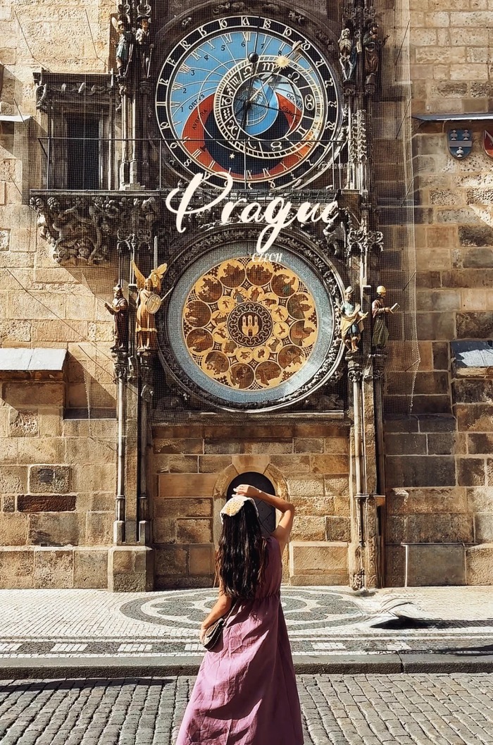 Khám phá các địa điểm du lịch Praha Séc nổi tiếng - Đồng hồ thiên văn