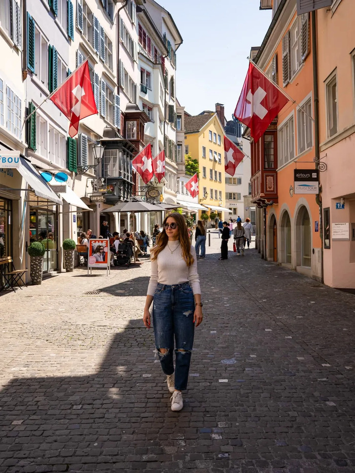Kinh nghiệm du lịch Zurich Thụy Sĩ - Tham quan phố cổ Zurich