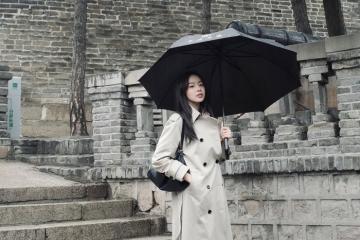 Hoa hậu Thanh Thủy khoe bộ ảnh đậm chất điện ảnh tại Vạn Lý Trường Thành