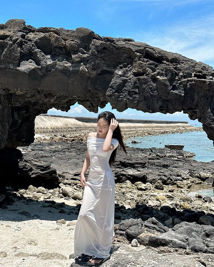 cổng Tò Vò Lý Sơn là địa điểm check-in vạn người mê