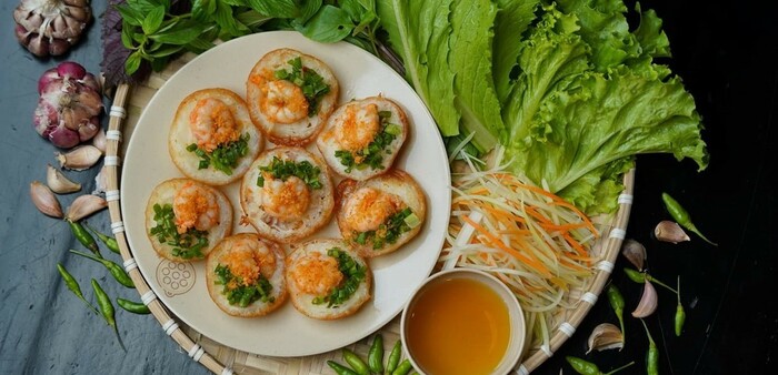 du lịch Bà Rịa – Vũng Tàu thưởng thức đặc sản bánh khọt