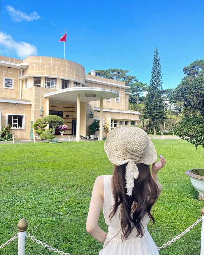 du lịch mùa hè ở Đà Lạt ghé thăm dinh Bảo Đại
