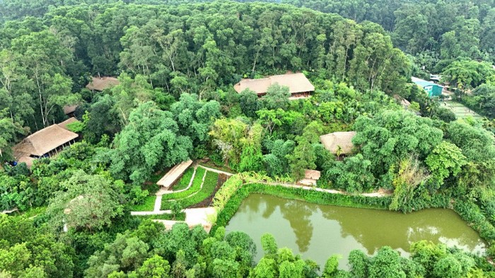 Khu bảo tồn làng nhà sàn dân tộc sinh thái Thái Hải là một “ốc đảo xanh” gần khu di tích ATK Thái Nguyên. 