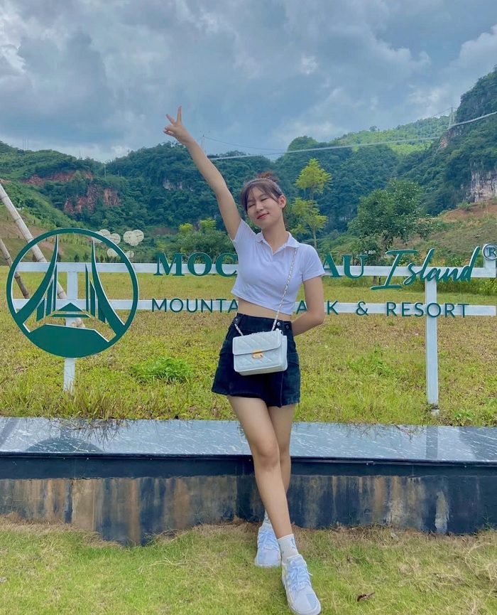 Khu du lịch Mộc Châu Island Sơn La cách không xa trung tâm thị xã